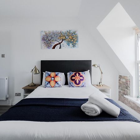 Wonderful Apartments Near Portobello Road ลอนดอน ภายนอก รูปภาพ