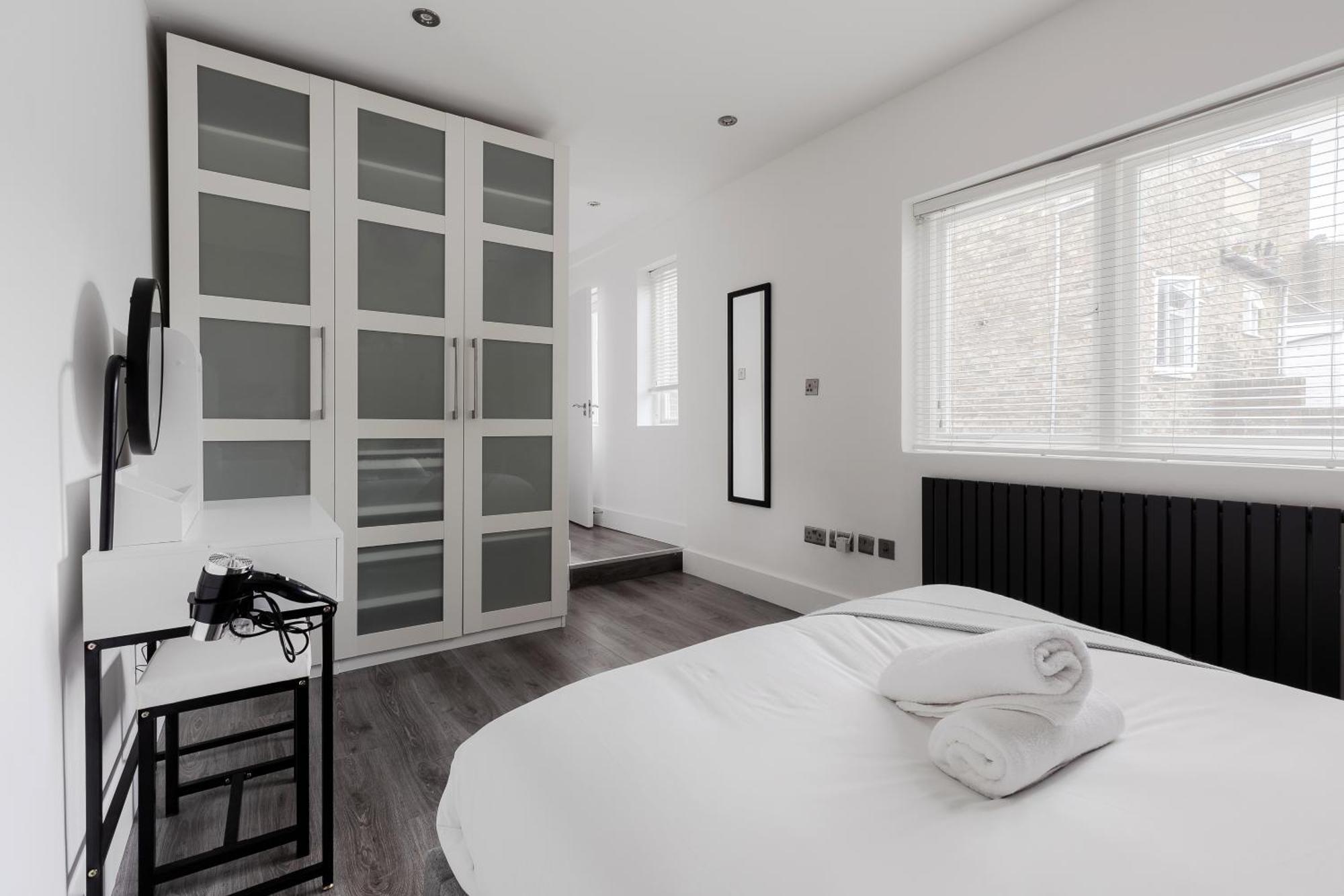 Wonderful Apartments Near Portobello Road ลอนดอน ภายนอก รูปภาพ