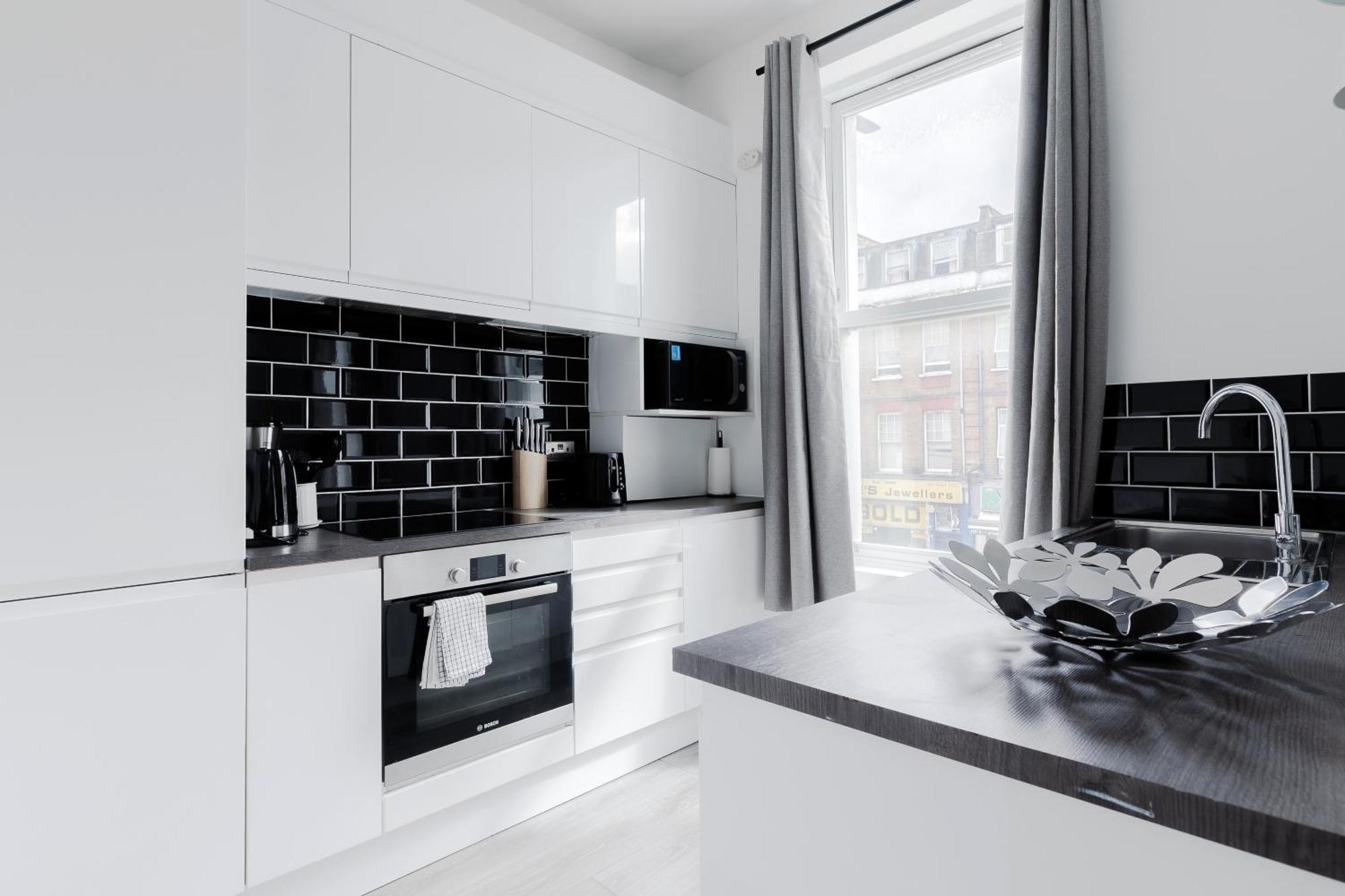 Wonderful Apartments Near Portobello Road ลอนดอน ภายนอก รูปภาพ