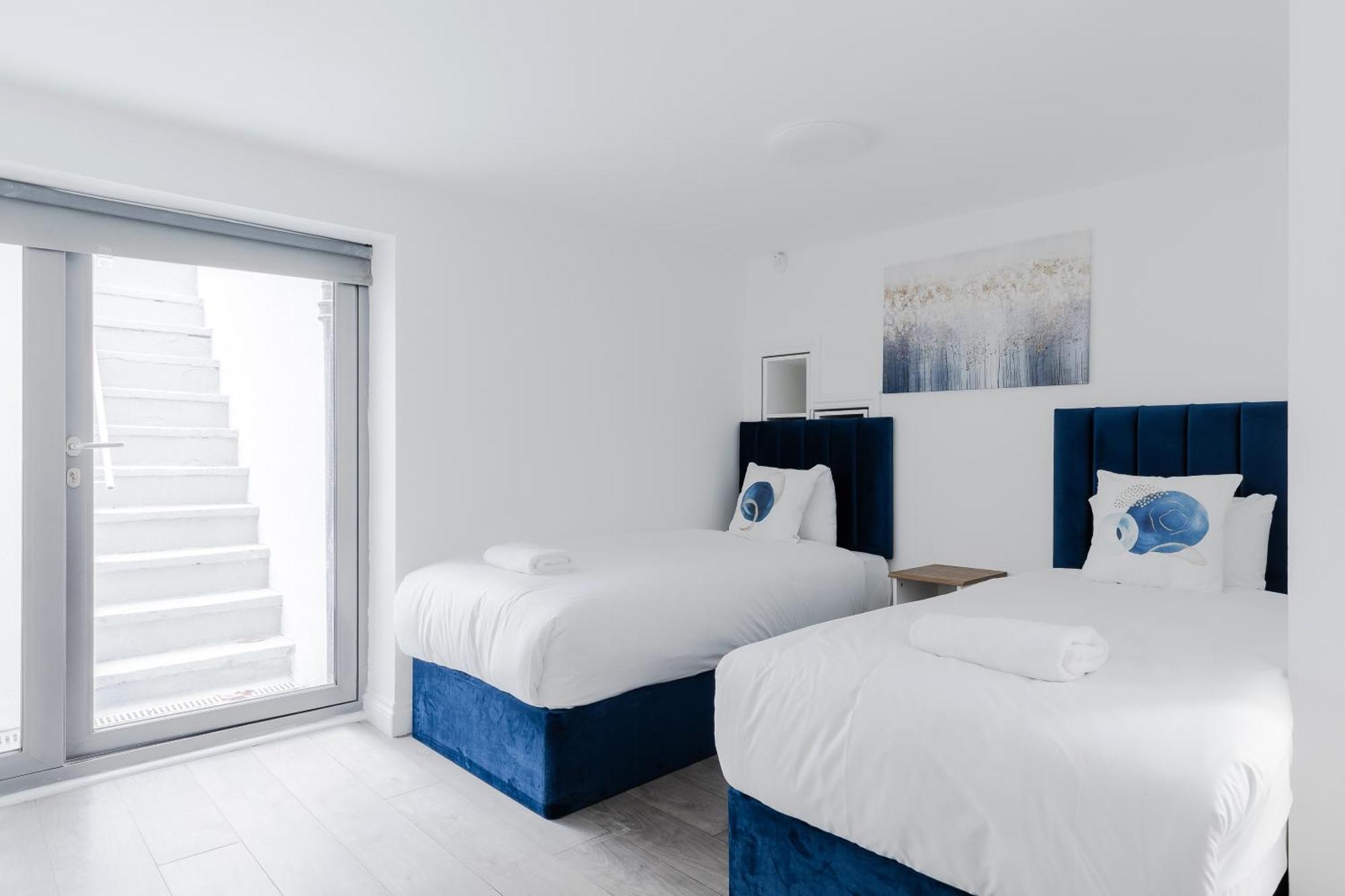 Wonderful Apartments Near Portobello Road ลอนดอน ภายนอก รูปภาพ